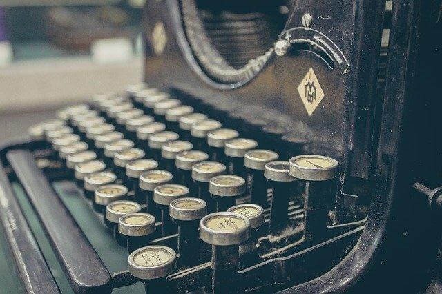 A picture containing typewriter
Description automatically generated